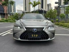 Lexus ES 300h Excellence Edition - ფოტო 3