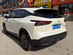 Nissan Qashqai 1.3T CVT Edition - ფოტო 4