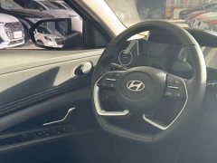 Hyundai Elantra 1.5L CVT Luxury - ფოტო 14