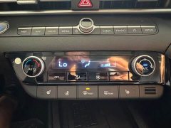 Hyundai Elantra 1.5L CVT Luxury - ფოტო 16