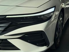 Hyundai Elantra 1.5L CVT Luxury - ფოტო 20