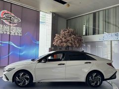 Hyundai Elantra 1.5L CVT Luxury - ფოტო 4
