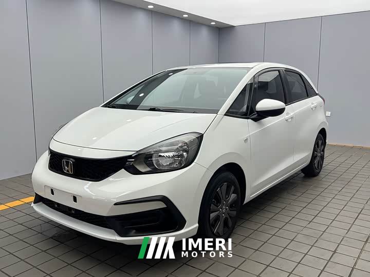 Honda Fit 1.5L CVT Trendy Sunroof Edition