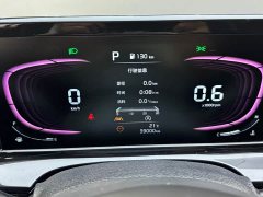 Kia Situs 1.5L CVT Luxury - ფოტო 12