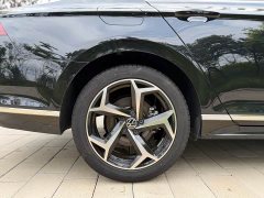 Volkswagen Magotan 2 Million Units Commemorative Edition 280TSI DSG Leading Type - ფოტო 17