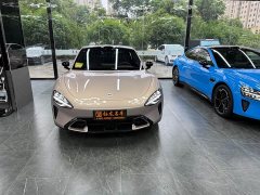 Xiaomi SU7 Rear-Wheel Drive Standard Edition - ფოტო 11
