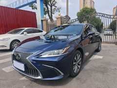 Lexus ES 200 Premium Edition - ფოტო 1