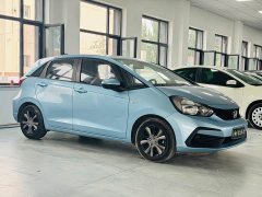 Honda Fit 1.5L CVT Trendy Sunroof Edition - ფოტო 3
