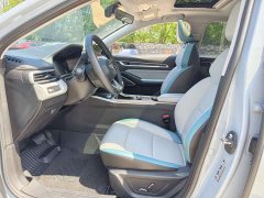Geely Emgrand 2023 4th Generation Champion Edition 1.5L CVT Flagship - ფოტო 4