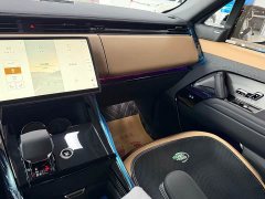 Land Rover Range Rover Sport 400PS Dynamic SE - ფოტო 11
