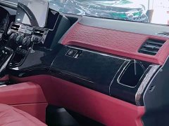 Toyota HIACE 3.5L Automatic - ფოტო 5