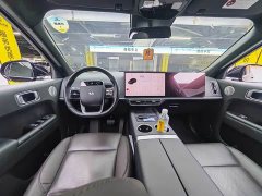 Li Auto L8 2023 Pro - ფოტო 7