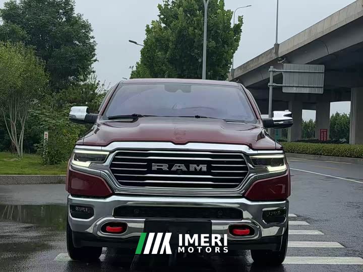 Ram Trucks 5.7L - ავტომობილი ჩინეთიდან