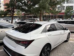 Hyundai Elantra 1.5L CVT GLX Elite - ფოტო 14