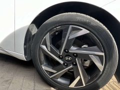 Hyundai Elantra 1.5L CVT GLX Elite - ფოტო 17