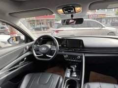 Hyundai Elantra 1.5L CVT GLX Elite - ფოტო 8