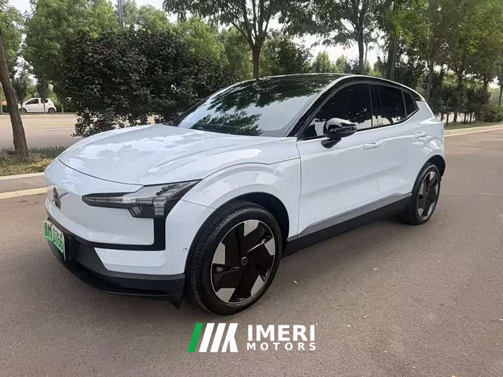 Volvo EX30 2025 Rear-Wheel Drive Extended Range Ultra - ავტომობილი ჩინეთიდან