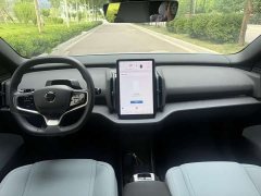 Volvo EX30 2025 Rear-Wheel Drive Extended Range Ultra - ფოტო 8