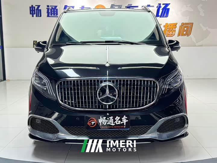 Mercedes-Benz Vito 2.0T Business Edition 9-Seater