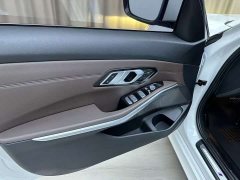 BMW 3 Series 320Li M Sport Package - ფოტო 10