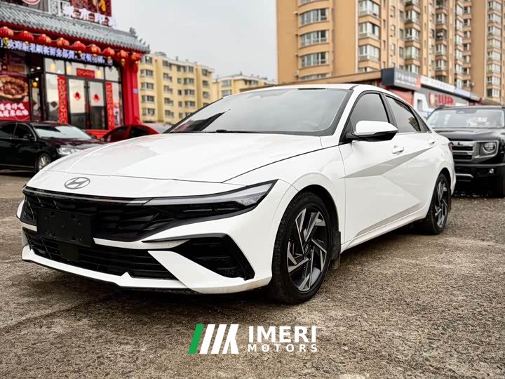 Hyundai Elantra 1.5L CVT Luxury