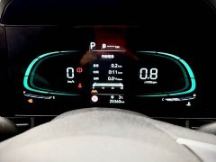 Hyundai Elantra 1.5L CVT Luxury - ფოტო 20