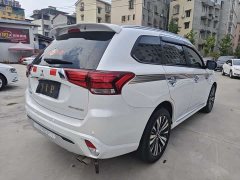 Mitsubishi Outlander 2.0L 2WD Comfort Edition 7-Seater - ფოტო 6