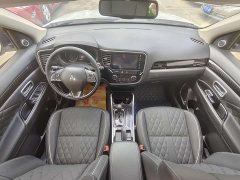 Mitsubishi Outlander 2.0L 2WD Comfort Edition 7-Seater - ფოტო 7