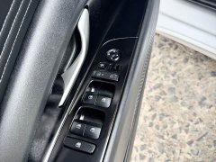 Hyundai Elantra 1.5L CVT Luxury - ფოტო 18