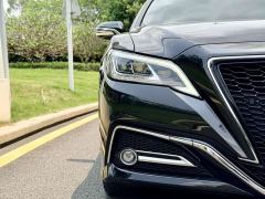 Toyota Crown (Imported) 3.5L Automatic - photo 4