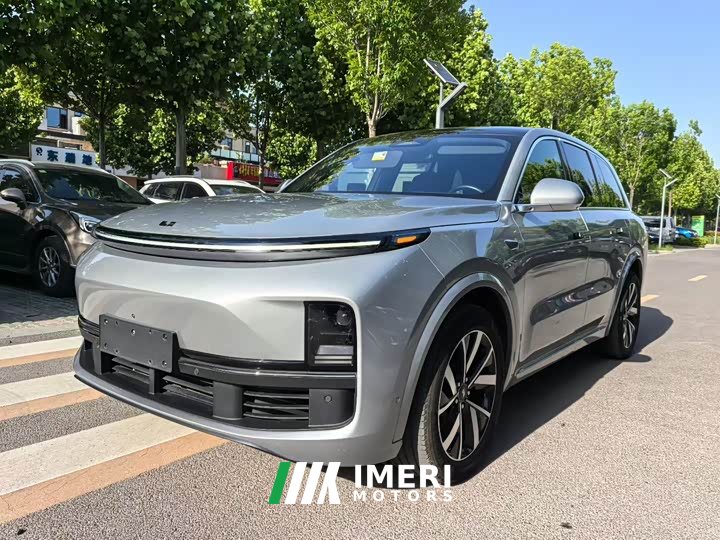 Li Auto L8 Pro - ავტომობილი ჩინეთიდან