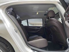 BMW 5 Series 525Li Luxury Package - ფოტო 7