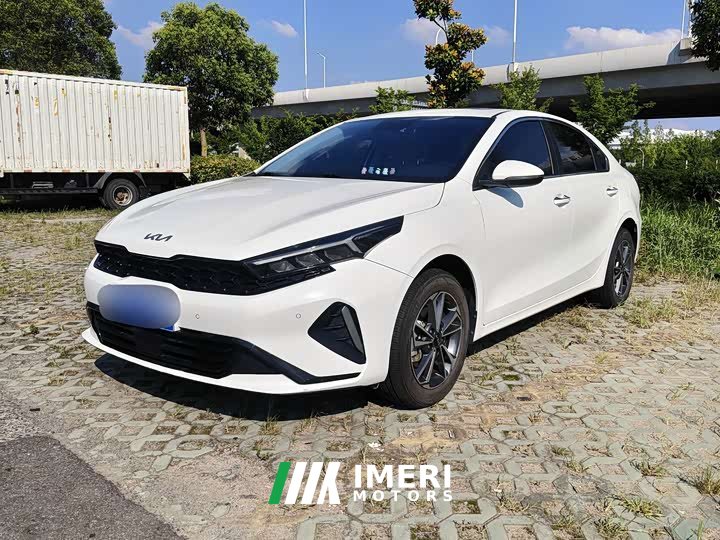 Kia K3 1.5L CVT Luxury Edition - ავტომობილი ჩინეთიდან