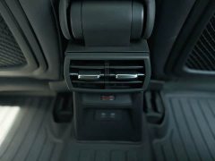 Audi A3 Facelift Sportback 35 TFSI Luxury Sport - ფოტო 10