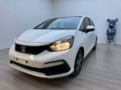 Honda Fit 1.5L CVT Trendy Sunroof Edition - ფოტო 1