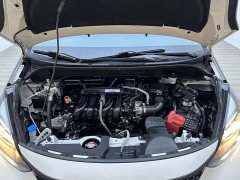 Honda Fit 1.5L CVT Trendy Sunroof Edition - ფოტო 15