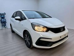 Honda Fit 1.5L CVT Trendy Sunroof Edition - ფოტო 2