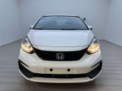 Honda Fit 1.5L CVT Trendy Sunroof Edition - ფოტო 3