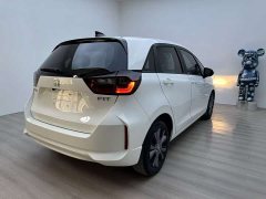 Honda Fit 1.5L CVT Trendy Sunroof Edition - ფოტო 5