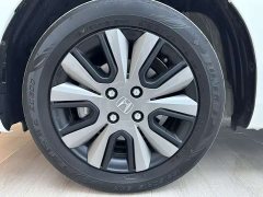 Honda Fit 1.5L CVT Trendy Sunroof Edition - ფოტო 6