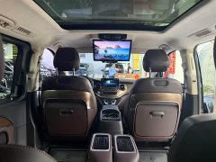 Mercedes-Benz V-Class 2022 V 260 L Long Wheelbase Luxury Edition - ფოტო 7