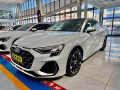 Audi A3 A3L Limousine 35TFSI Prestige - ფოტო 2