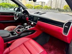 Porsche Cayenne New Energy 2022 Cayenne E-Hybrid 2.0T Platinum Edition - ფოტო 6