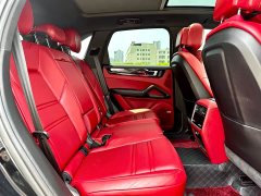 Porsche Cayenne New Energy 2022 Cayenne E-Hybrid 2.0T Platinum Edition - ფოტო 8