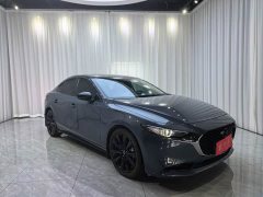 Mazda3 Axela 2.0L Automatic Elegant Black Obsidian Edition - ფოტო 3