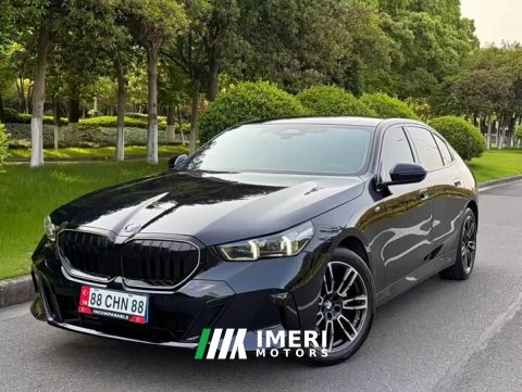 2025 BMW 5 Series 525Li M Sport Package - ავტომობილი ჩინეთიდან