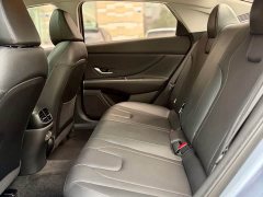 Hyundai Elantra 1.5L CVT Luxury - ფოტო 11