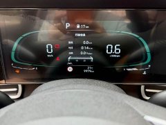 Hyundai Elantra 1.5L CVT Luxury - ფოტო 19