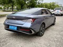 Hyundai Elantra 1.5L CVT Luxury - ფოტო 6