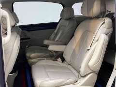 Buick GL8 2023 ES Luxe Enjoyment Edition - ფოტო 8